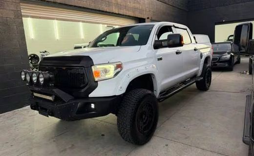 2016 Toyota Tundra SR5