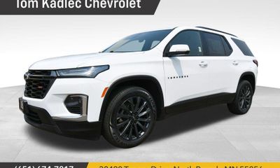2023 Chevrolet Traverse RS