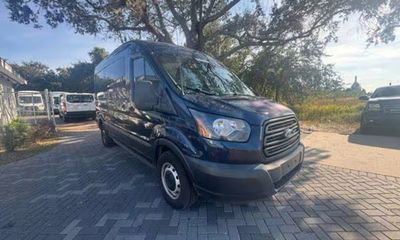 2019 Ford Transit 250 Medium Roof