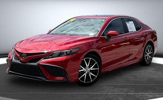 2024 Toyota Camry SE