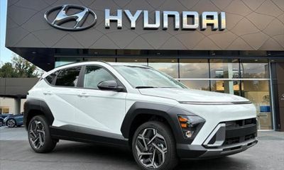 2026 Hyundai Kona SEL Premium