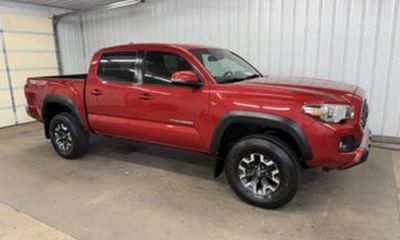 2018 Toyota Tacoma SR SR5 TRD
