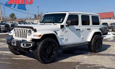 2023 Jeep Wrangler Sahara 4XE