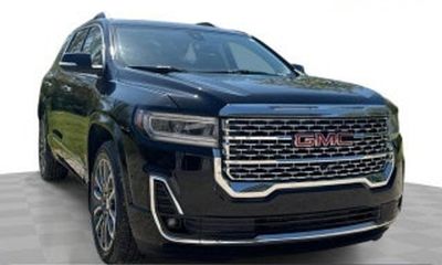 2022 GMC Acadia SLT