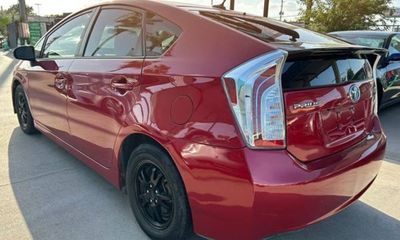 2012 Toyota Prius TWO