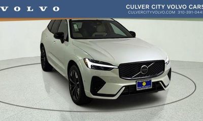 2026 Volvo XC60 Plus Dark