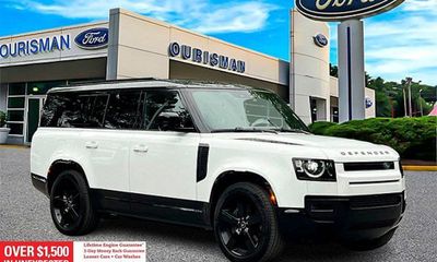 2025 Land Rover Defender 130 X Dynamic