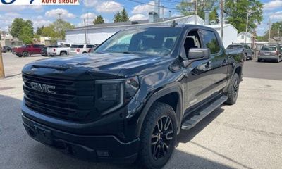 2022 GMC Sierra Elevation