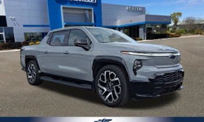2025 Chevrolet Silverado 3SP RST