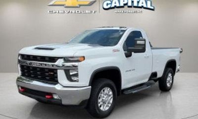 2023 Chevrolet Silverado HD Custom