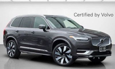 2024 Volvo XC90 Plus Bright
