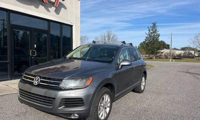 2013 Volkswagen Touareg V6 FSI TDI
