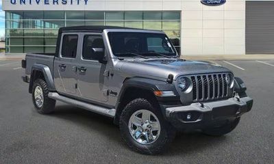 2020 Jeep Gladiator Sport
