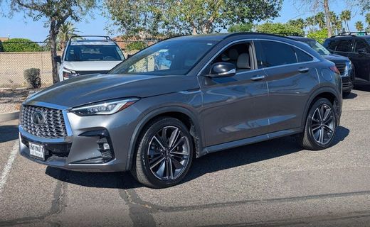 2023 Infiniti QX55 Essential