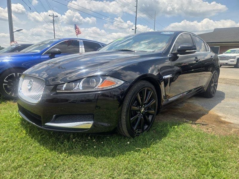 2013 Jaguar XF — a typically priced live listing