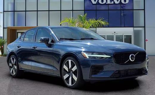 2024 Volvo S60 Plus Dark
