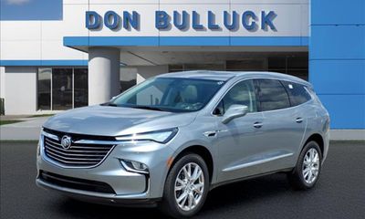 2023 Buick Enclave Essence