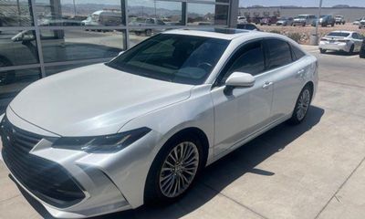 2022 Toyota Avalon Limited