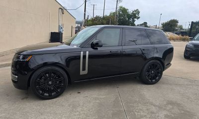 2025 Land Rover Range SE