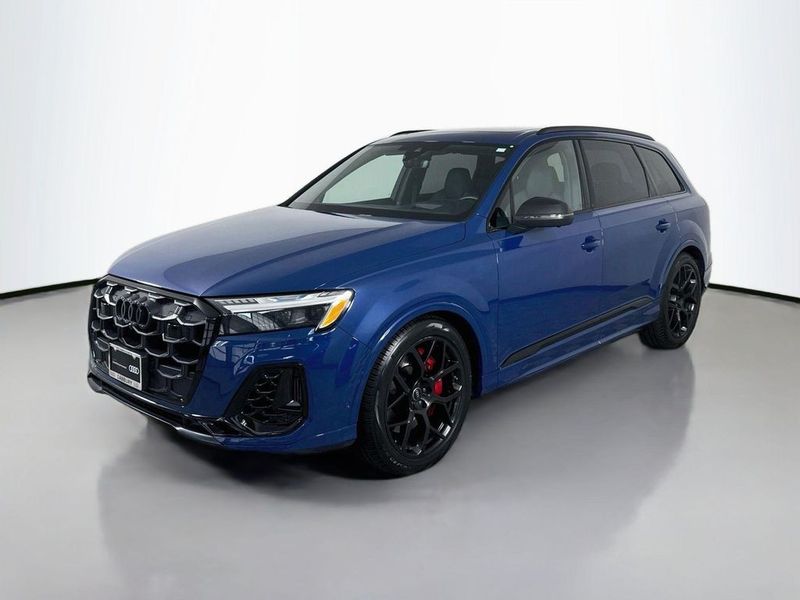 2025 Audi SQ7 — a typically priced live listing