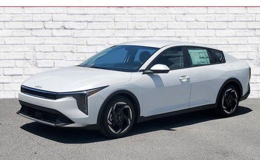 2026 Kia K4 EX