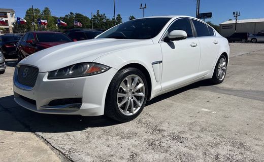 2015 Jaguar XF 20T Premium
