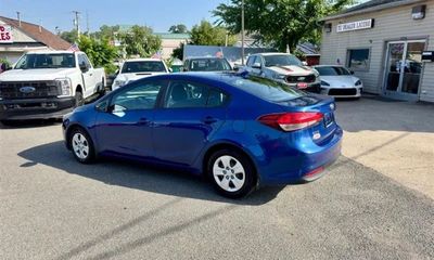 2017 Kia Forte LX Base