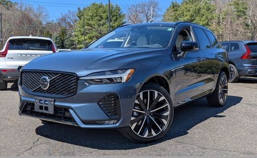 2026 Volvo XC60 Ultra Dark