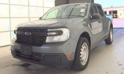 2022 Ford Maverick XL