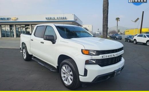 2020 Chevrolet Silverado Custom