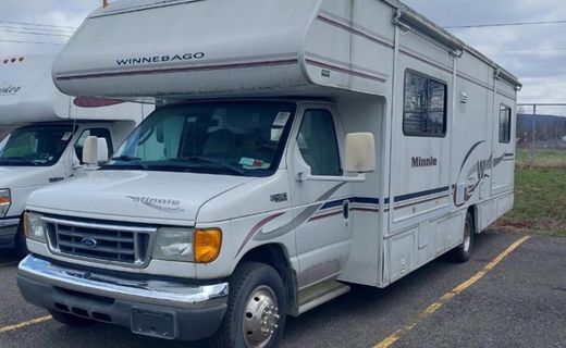2005 Ford E-450