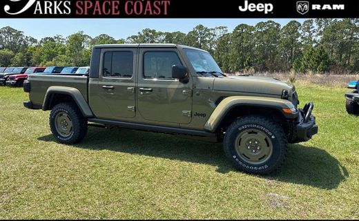 2026 Jeep Gladiator Sport