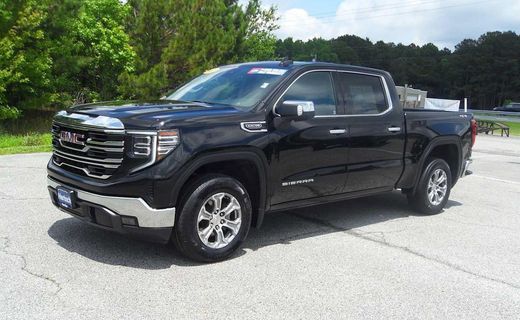 2025 GMC Sierra SLT