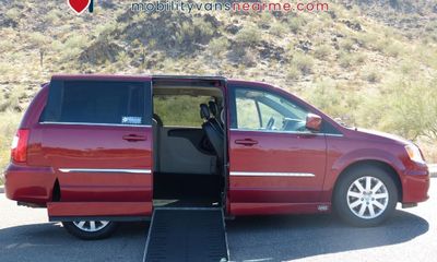 2015 Chrysler Town AND Country Touring