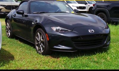 2023 Mazda MX-5 Grand Touring