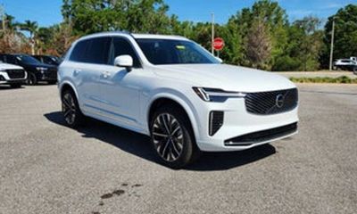 2024 Land Rover Range Velar P400 Dynamic SE