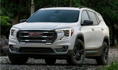 2023 GMC Terrain SLT