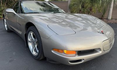 2000 Chevrolet Corvette Convertible