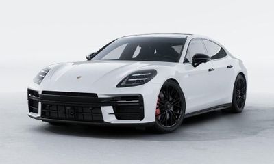 2026 Porsche Panamera GTS