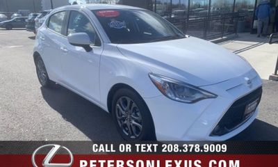 2020 Toyota Yaris LE