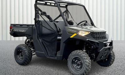 2026 Polaris Ranger 1000 Eps Sage Green