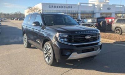 2025 Ford Expedition Active