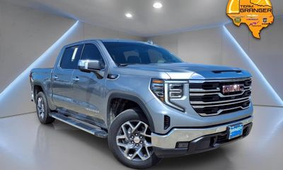 2026 GMC Sierra SLT