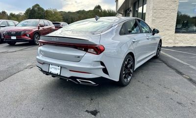 2022 Kia K5