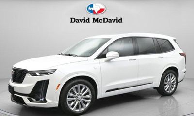 2023 Cadillac XT6 Premium Luxury