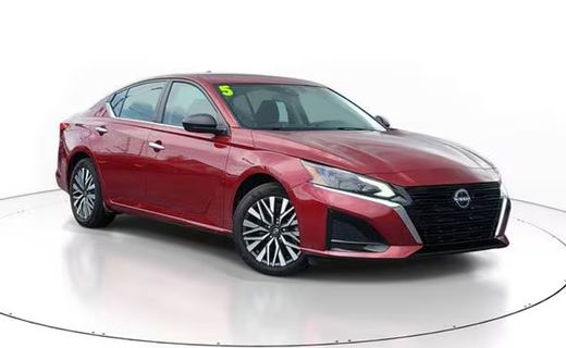 2025 Nissan Altima SV