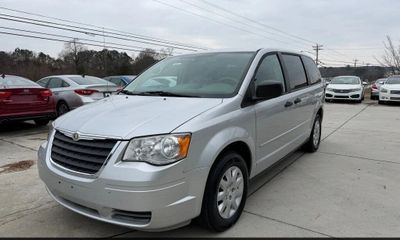 2008 Chrysler Town AND Country LX