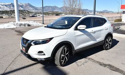 2021 Nissan Rogue Sport S