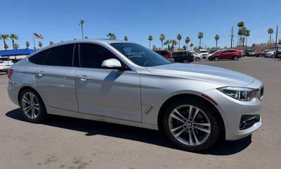 2017 BMW 330I xDrive GT