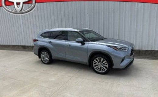 2023 Toyota Highlander Platinum